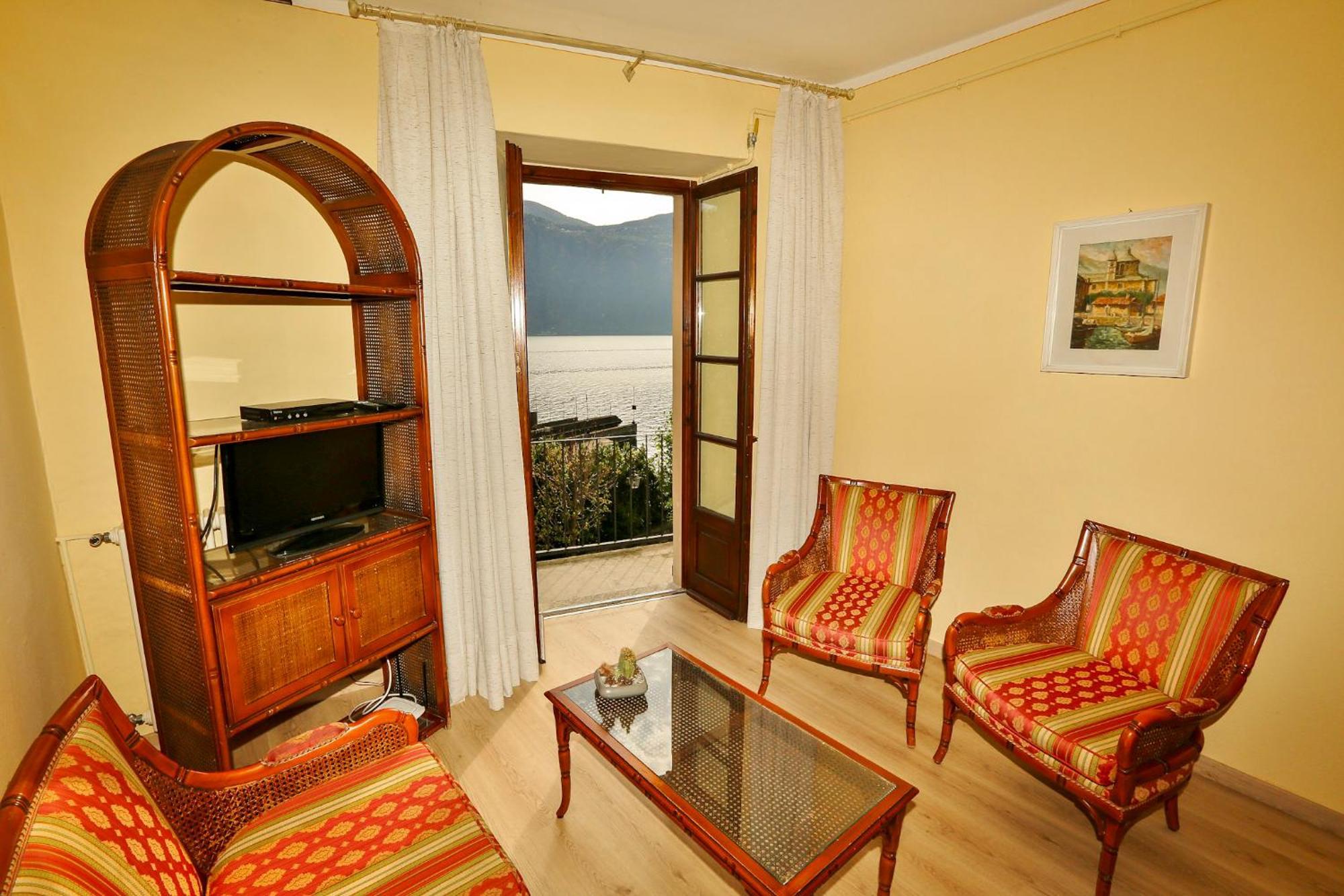 Appartamento Castello Cannobio Luaran gambar